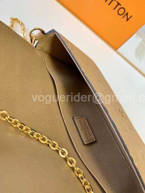 M64065 Pochette Felicie 21