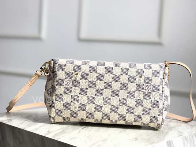 N41275 Pochette Favorite 28