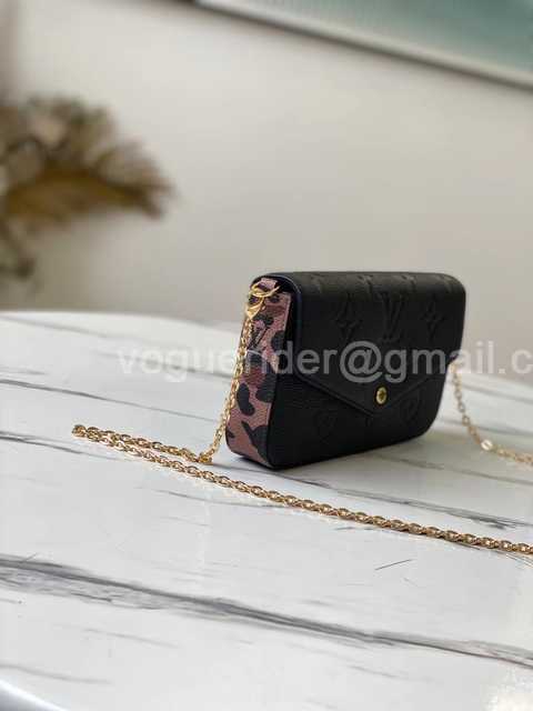 M80697 Pochette Felicie 21 M80697 Pochette Felicie 21