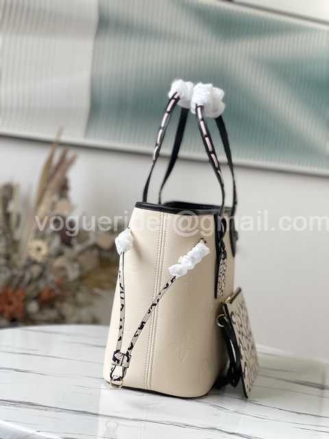 M58525 Neverfull Wild at Heart MM