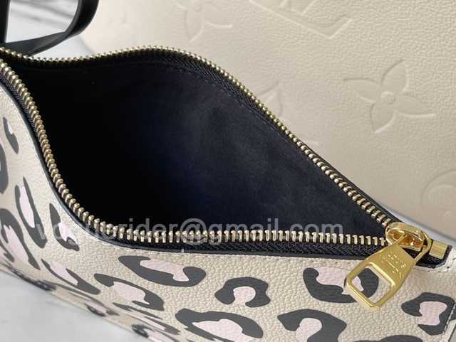 M58525 Neverfull Wild at Heart MM