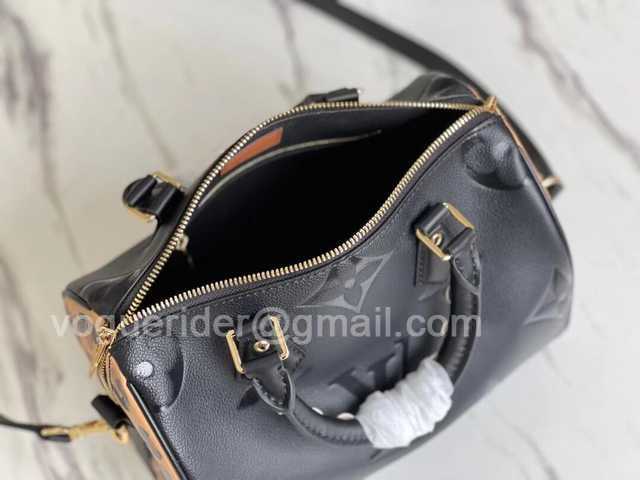 M58524 Speedy 25 Wild at Heart