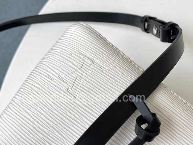 M55556 Neonoe BB 20 M55556 Neonoe BB 20