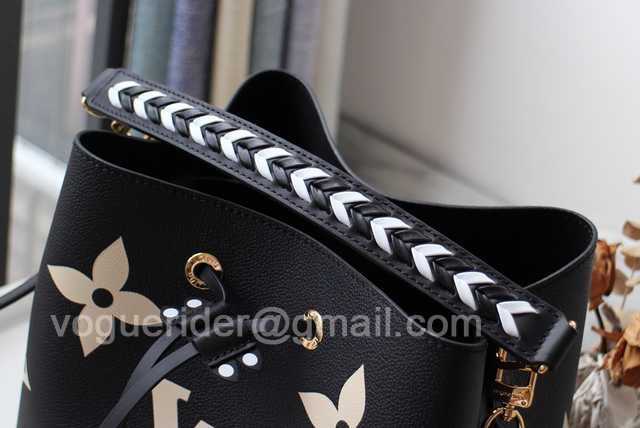 M56888 Crafty Neonoe 26 M56888 Crafty Neonoe 26