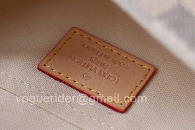 M40717 Pochette Favorite 24