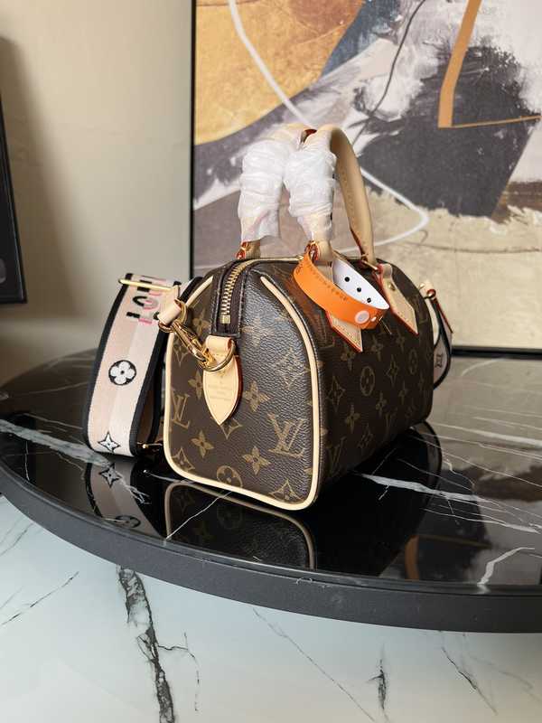 M46234 Speedy Bandouliere 20