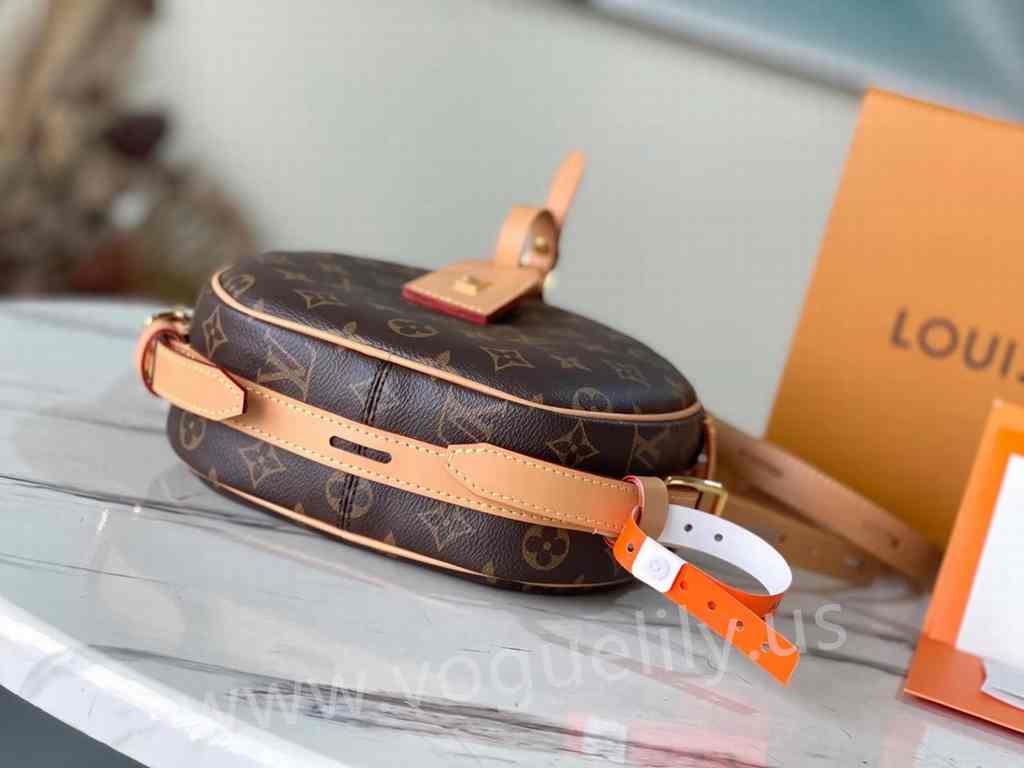 M52294 Boite Chapeau 22 M52294 Boite Chapeau 22