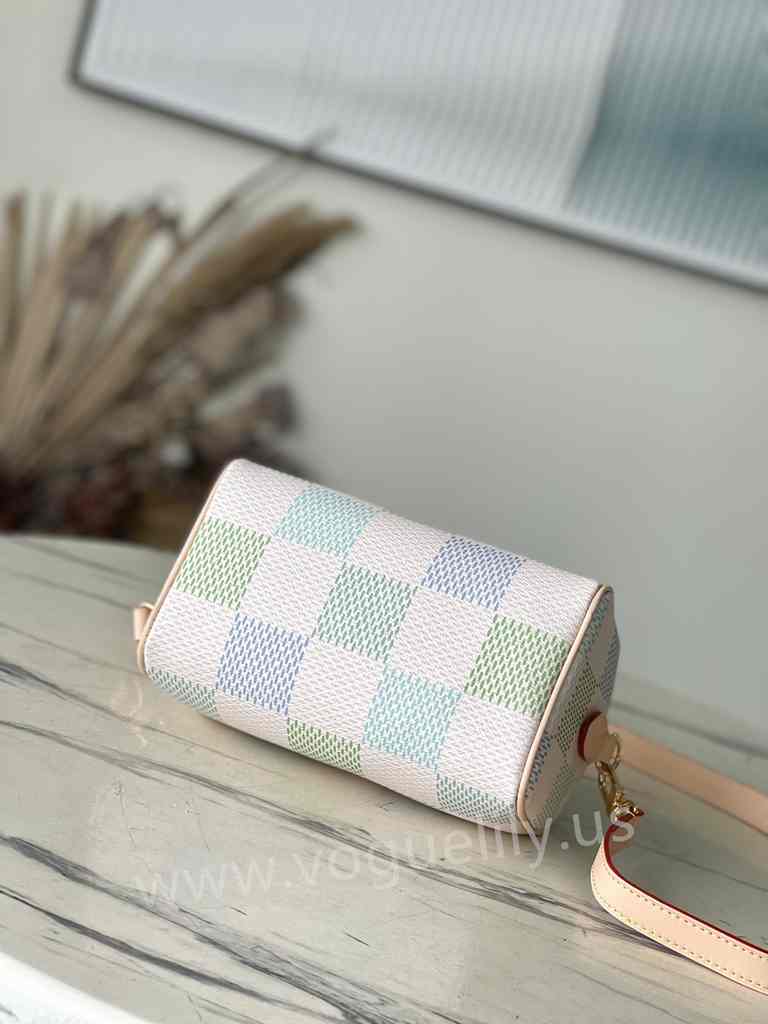 N40515 Speedy Bandouliere 20 N40515 Speedy Bandouliere 20