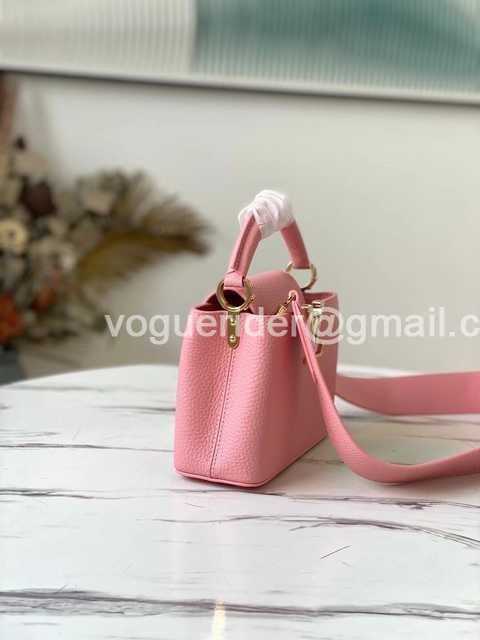 M56983 Capucines BB 21 M56983 Capucines BB 21
