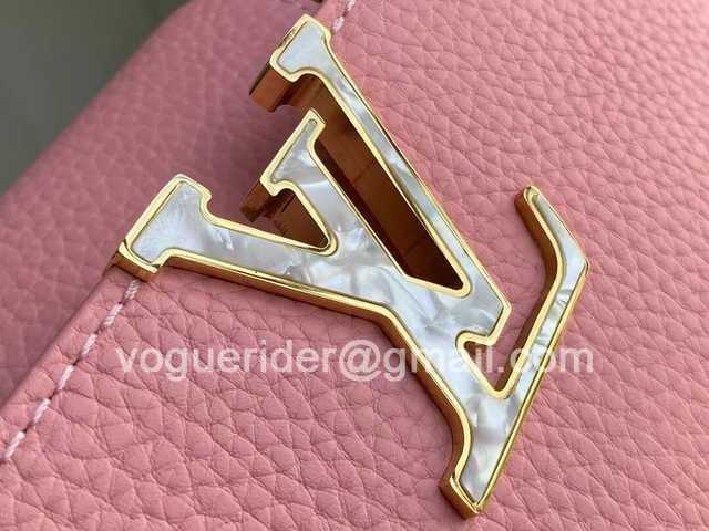 M56983 Capucines BB 21 M56983 Capucines BB 21