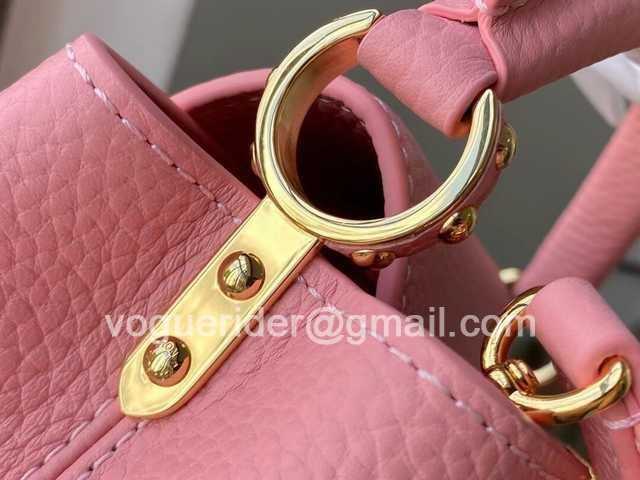 M56983 Capucines BB 21 M56983 Capucines BB 21