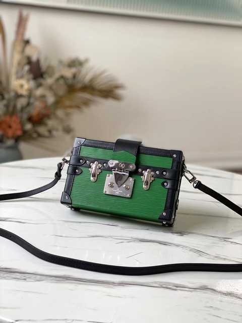 M54650 Petite Malle 20