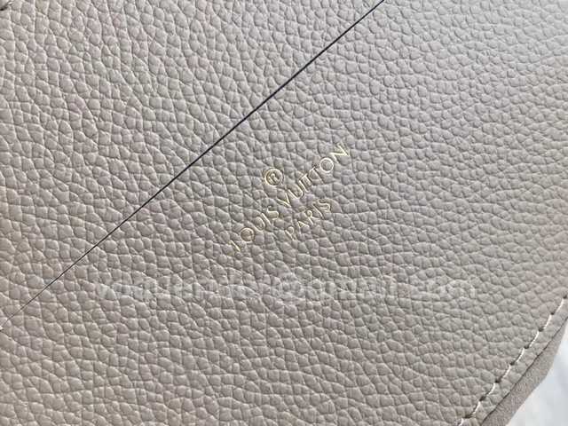 M69203 Double Zip Pochette 20 M69203 Double Zip Pochette 20