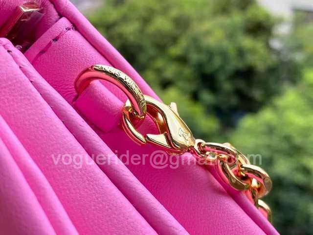 M80745 Pochette Coussin 20 M80745 Pochette Coussin 20