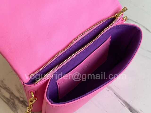 M80745 Pochette Coussin 20 M80745 Pochette Coussin 20