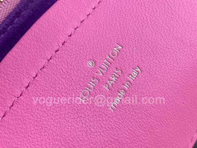 M80745 Pochette Coussin 20 M80745 Pochette Coussin 20