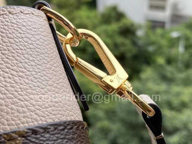 M57729 On My Side 25