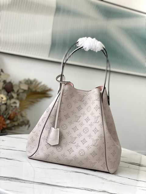 M57535 Hina 46