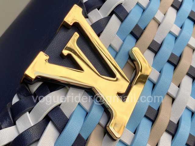 M48865 Capucines PM 31 M48865 Capucines PM 31