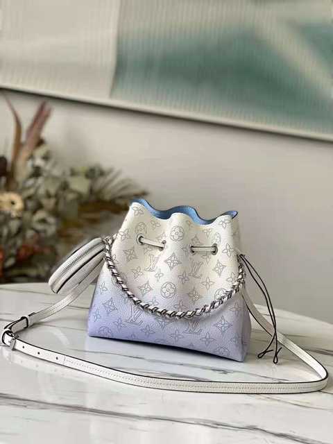 M57856 Bella 22