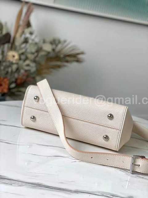 M56781 Grenelle Tote 27