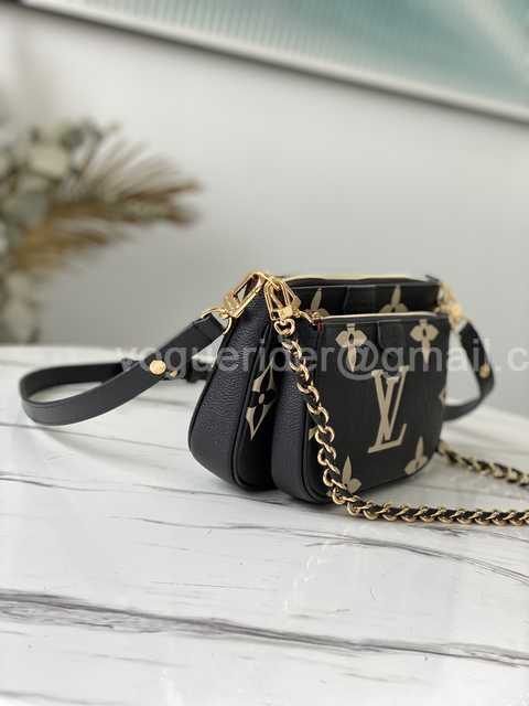 M80399 Multi Pochette Accessories 24