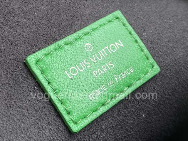 M57936 Coussin PM 26 M57936 Coussin PM 26