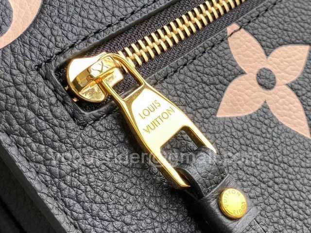 M45773 Pochette Metis 25 M45773 Pochette Metis 25