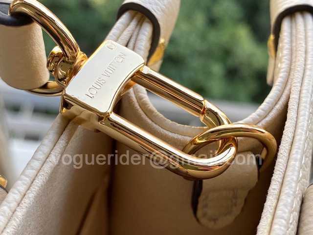 M45654 OnTheGo mini 25