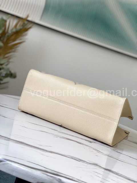 M45495 OnTheGo 35 M45495 OnTheGo 35