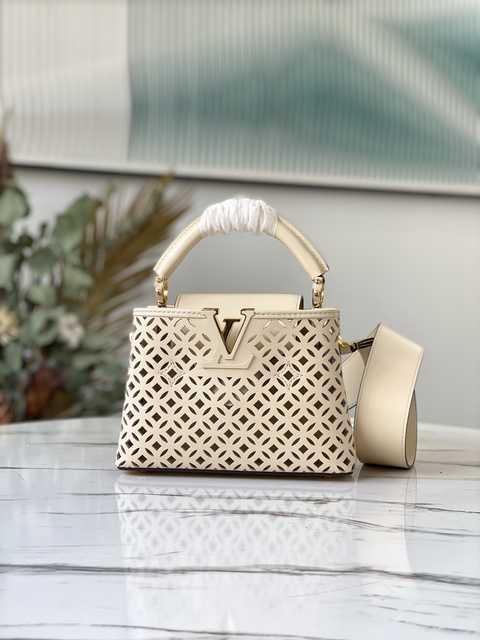 M57228 Capucines BB 21