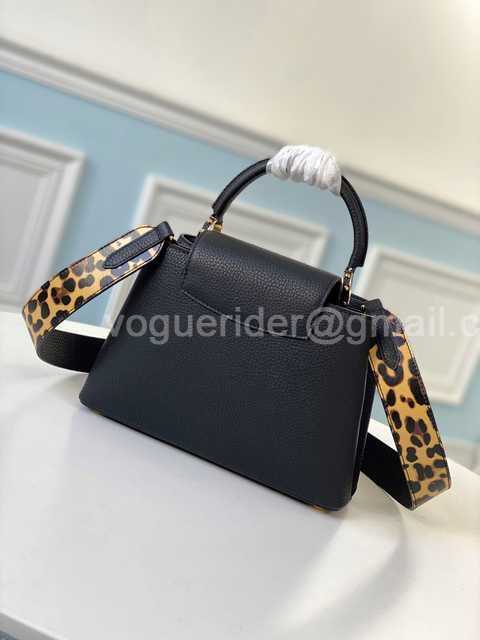 M57215 Capucines 27 M57215 Capucines 27