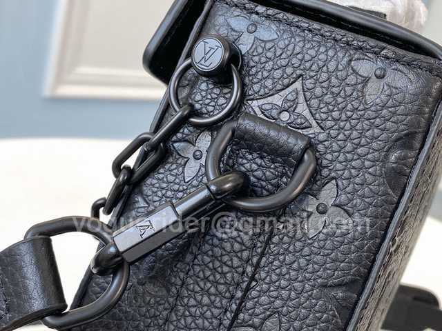 M61117 Mini Soft Trunk 22