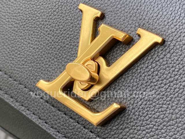 M57073 Lockme Chain 23 M57073 Lockme Chain 23