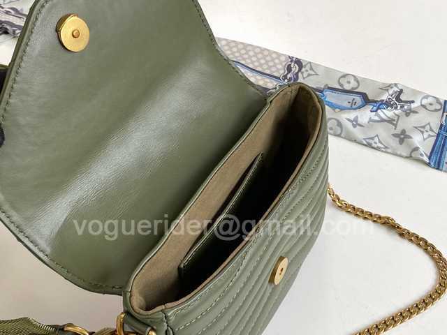 M56471 New Wave Multi Pochette 19