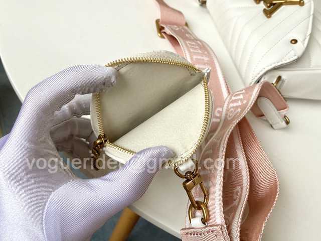 M56466 Multi Pochette New Wave 24