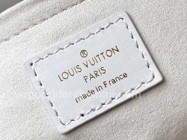 M56466 Multi Pochette New Wave 24