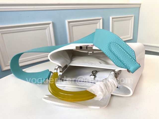 M55991 Capucines BB 27 M55991 Capucines BB 27