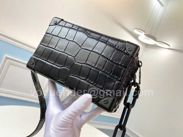 M44480 Soft Trunk mini 18 M44480 Soft Trunk mini 18