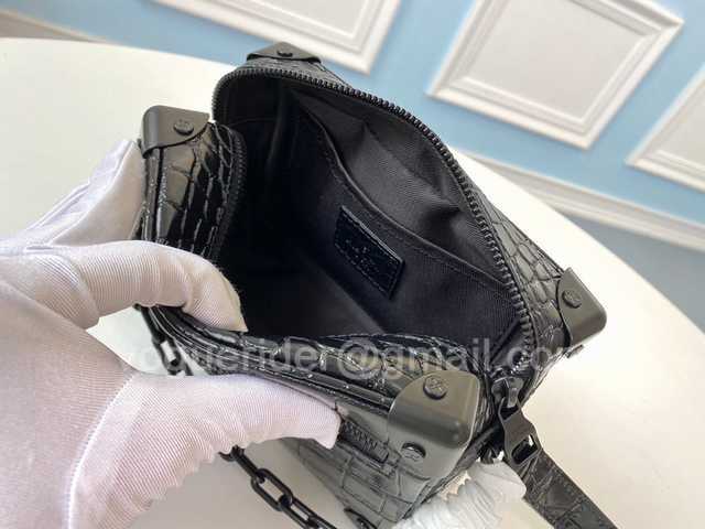 M44480 Soft Trunk mini 18 M44480 Soft Trunk mini 18