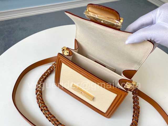 M56251 Dauphine mini 20