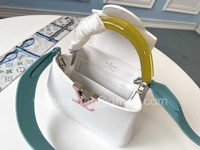 M55991 Capucines mini 21 M55991 Capucines mini 21