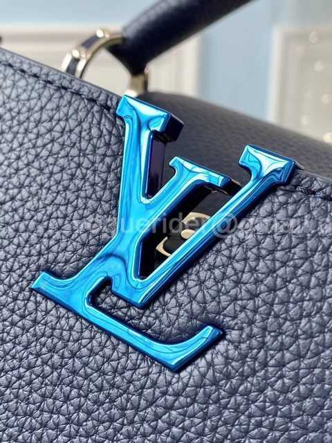 M48865 Capucines BB 27 M48865 Capucines BB 27