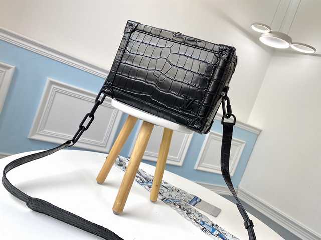 M44478 Soft Trunk 25