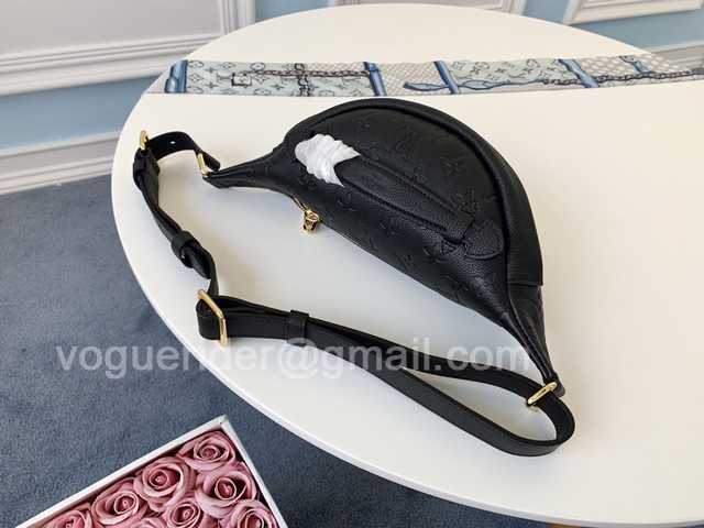 M44812 Bumbag 37 M44812 Bumbag 37