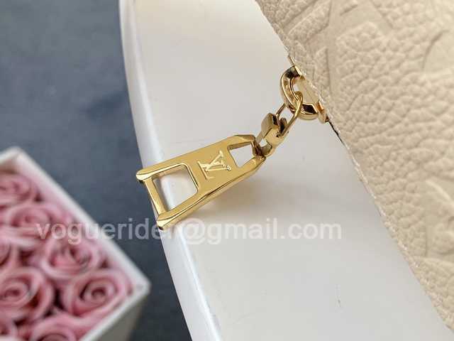 M44812 Bumbag 37 M44812 Bumbag 37