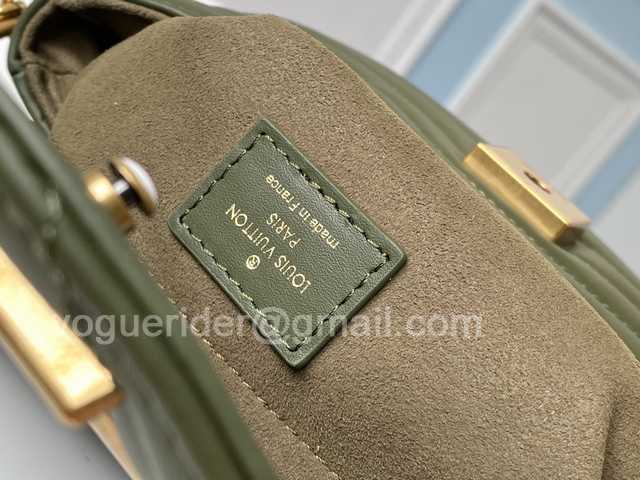 M56466 Multi Pochette New Wave 24 M56466 Multi Pochette New Wave 24