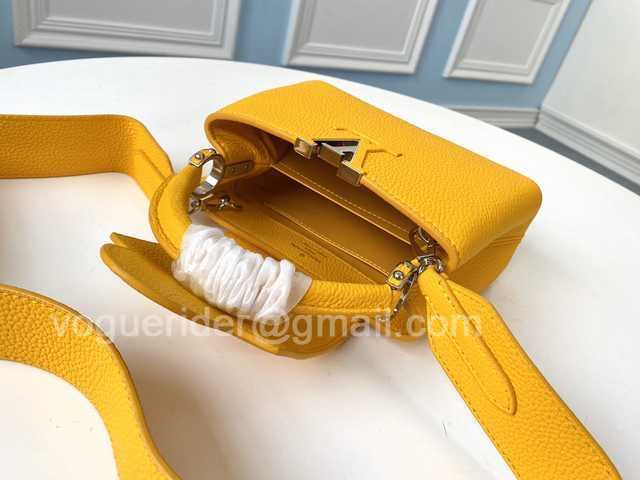 M55985 Capucines mini 21 M55985 Capucines mini 21