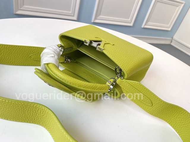 M55985 Capucines mini 21 M55985 Capucines mini 21