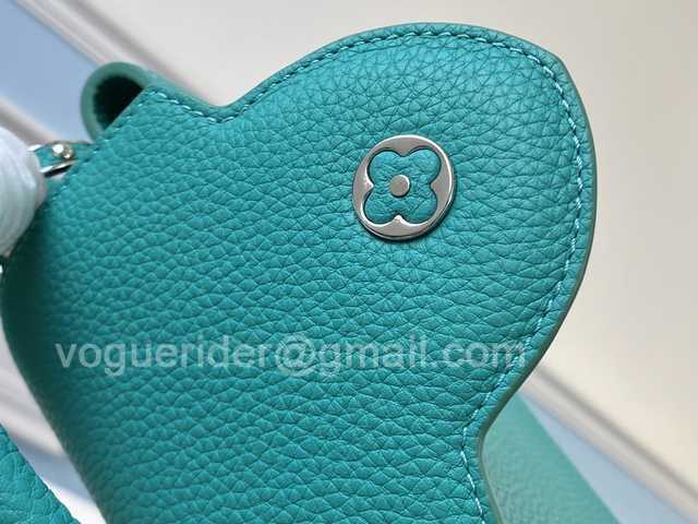 M56071 Capucines BB 27 M56071 Capucines BB 27